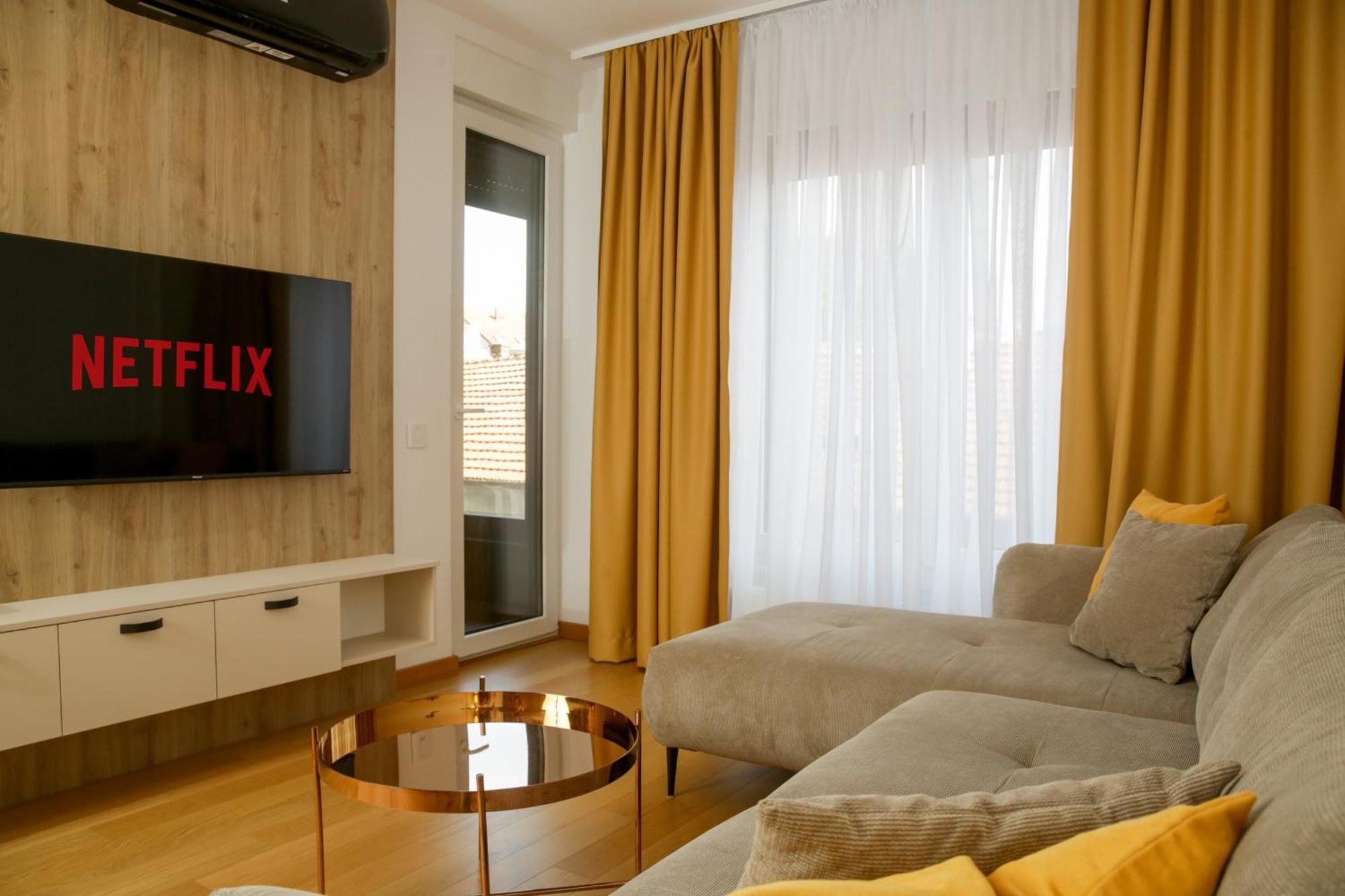 Supernova Royal Residence Νόβι Σαντ Εξωτερικό φωτογραφία